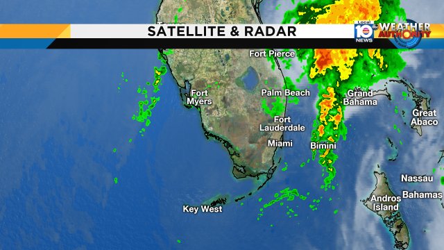 Tropical downpours from #Philippe moves away from Florida. Now, we await for the cold front! #Flwx https://t.co/jIr78EorZl