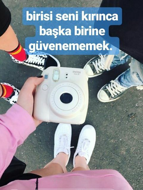 bbbennettv's tweet photo. Şu duygudan nefret ediyorum istiyorum ama güvenemiyorum 😢 https://t.co/9HWhBejAHc