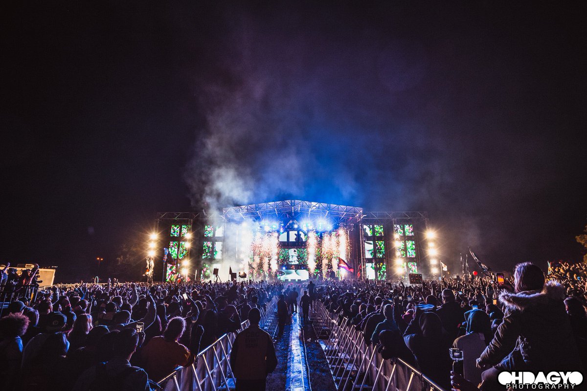 SomethingWicked's tweet photo. Staying #spooky at #somethingwicked 🔥💀👻🎃😍🙌 https://t.co/4oimSyYOei