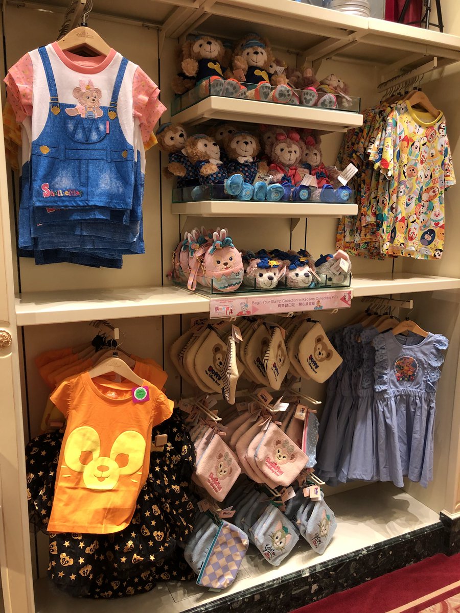 アパレルものたち まだまだ暑い香港ですが少しずつ冬物もでてきました 海外製品のお手数料は定価 になります ジェラトーニ ステラルー 子供服 香港ディズニーお買い物代行 過去投稿まとめ用タグ Disneyお買い物代行hkdlグッズ