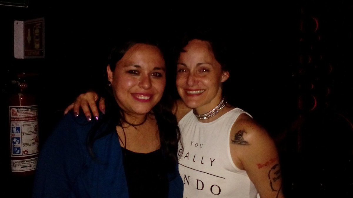 yadithrdc's tweet photo. Feliz de encontrar a una de mis más admiradas actrices de teatro, la ENORME @lolacortesreal #FanMil https://t.co/EN1oPvDjRn