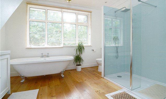 VMSFinTech's tweet image. Your #Money : How to create a bathroom that could sell your home viralmarketingglobal.uk/ww7dp