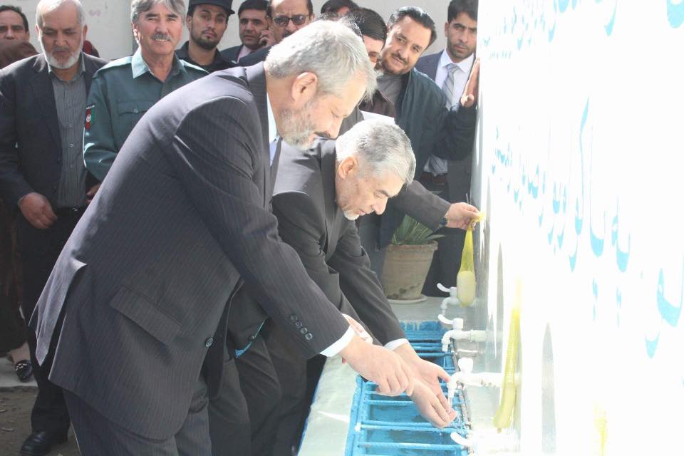 mophaf's tweet photo. از روز جهانی شستن دست ها طی محفلی از سوی وزارت صحت عامه و وزارت معارف بزرگداشت به عمل آمد. https://t.co/LaG4diDPbu