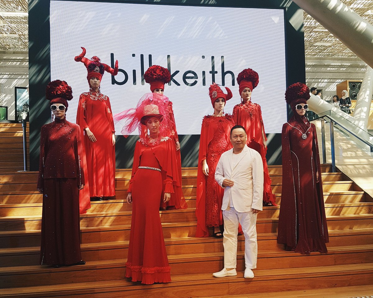 Sharul_Isa's tweet photo. Some of the collection I get to see yesterday that I didnt post on the gram #modestyleasia #SGFW2017 #sgfw https://t.co/ji9NaKJAzy
