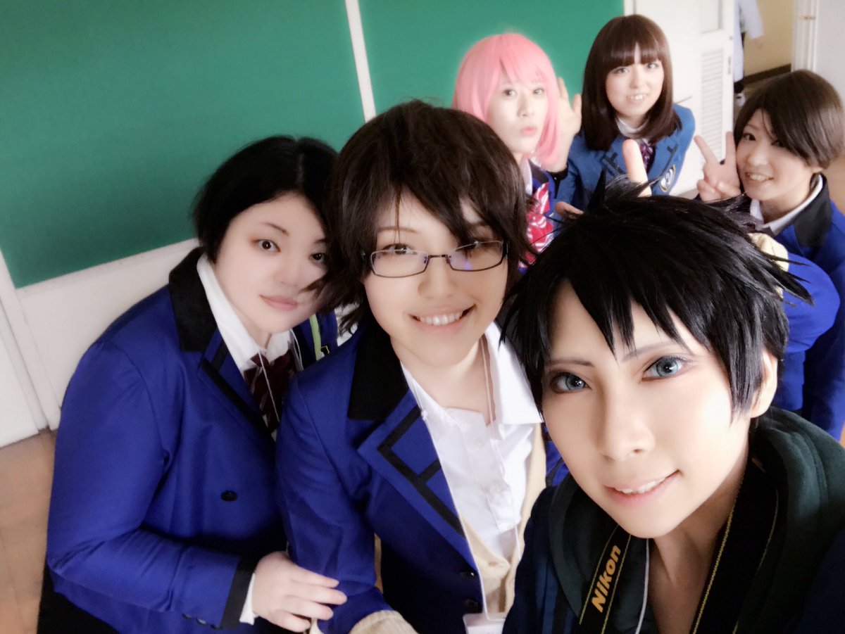 kure352's tweet photo. 【コス注意】②ただのモブでしたが、構ってくださった方々ありがとうございました！☺️エンカウントした順で載せていきます！掲載NGだよって方いましたらご連絡ください…！ゆのんさん、オノさん、なべ��ん、花庭さん、うとこさん！お名前分からない方々すみません😭 #GSコスイベ2017 https://t.co/bEZvhR9gvl