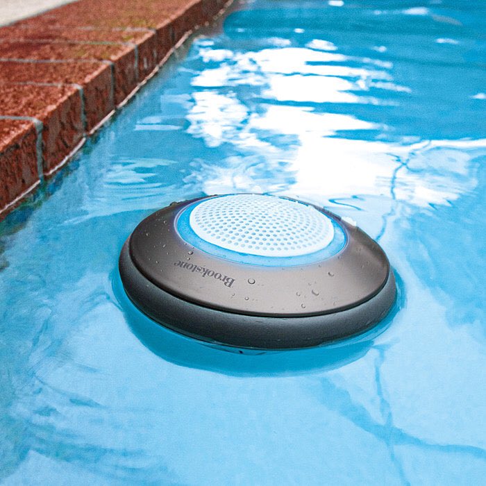 RealFreakypedia's tweet photo. Itโs a floating speaker for the pool๐
-
-
https://t.co/ZRgVdjyjwm
-
-
-
#realfreakypedia #floatingspeaker #floatingsounds #poolparty https://t.co/91S9tbMf3v