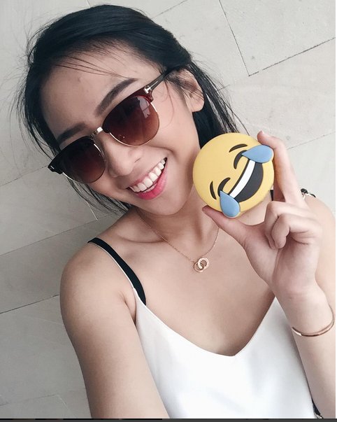 Stepjuni's tweet image. #GudangTextileBandung #MalaysianGP #PahlawanWoliHamsan #ASIASGOTTALENT03 #910BerlariUntukBerbagi Sertu Woli Hamsan 00 WIB MotoGP Rossi