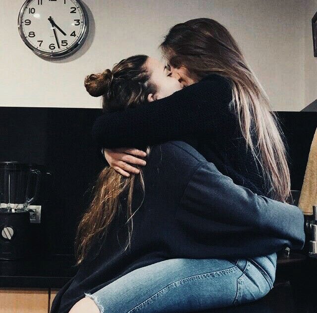 ppppxqz's tweet photo. มีแฟนเป็นผู้หญิงมันก็ดีนะคุณ  #ยืมเมจforsex https://t.co/XYbJbiRomS