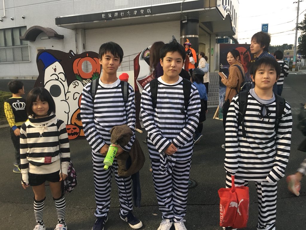 ayanotoyumeka's tweet photo. ついにやってきたHOPEFULL
U15仮装せなん日👻
にいちゃんずの嫌な顔が
たまらない👻👻👻👻👻👻 https://t.co/o2cociLzsp