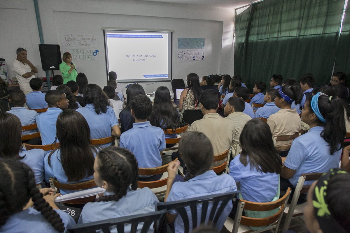 CDCETachira's tweet photo. #LoMasLeido Hay que hablarle a los adolescentes sobre el embarazo precoz https://t.co/kDc51U2Ehp  @JauaMiranda @charlychaves @MPPEDUCACION https://t.co/LM2aENFv9f