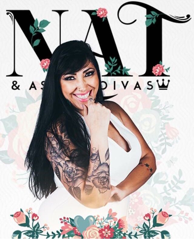 csimonereis's tweet photo. Eu quero a Tia Nat no Edecasa!

Porque ela arrasa 😍😍

#nateasnoivas #ÉdeCasa #NatnoÉdeCasa #MakeUp https://t.co/XkjRIAbc3X