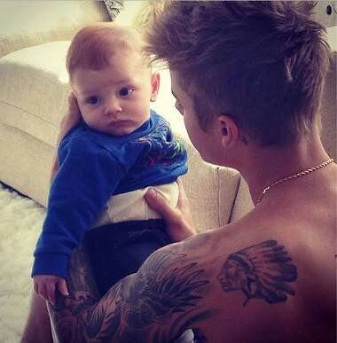 itsdrewbieberz's tweet photo. #EMABiggestFansJustinBieber https://t.co/U2LGvRo10J