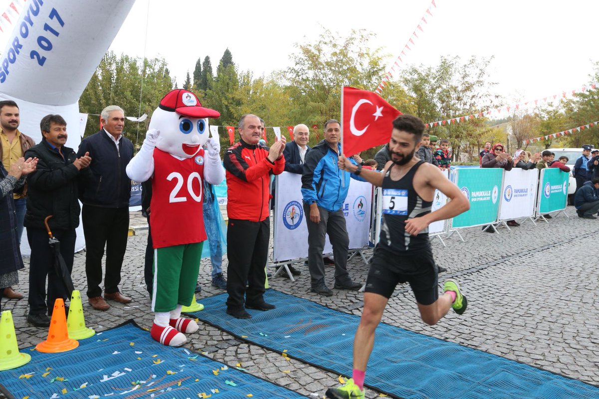 Pamukkale Spor Oyunları Yarı Maratonu sporcularımızın ve halkımızın katılımı ile gerçekleşti. Tüm sporcularımıza teşekkür ediyorum.