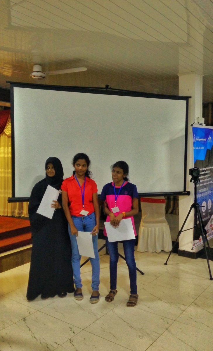 ReadMeSriLanka's tweet photo. The team that received an honorable mention as the most innovative team at #StartupWeekend Trincomalee is iMom! #SWTrinco @StartupWeekend https://t.co/jwCqWNt75x
