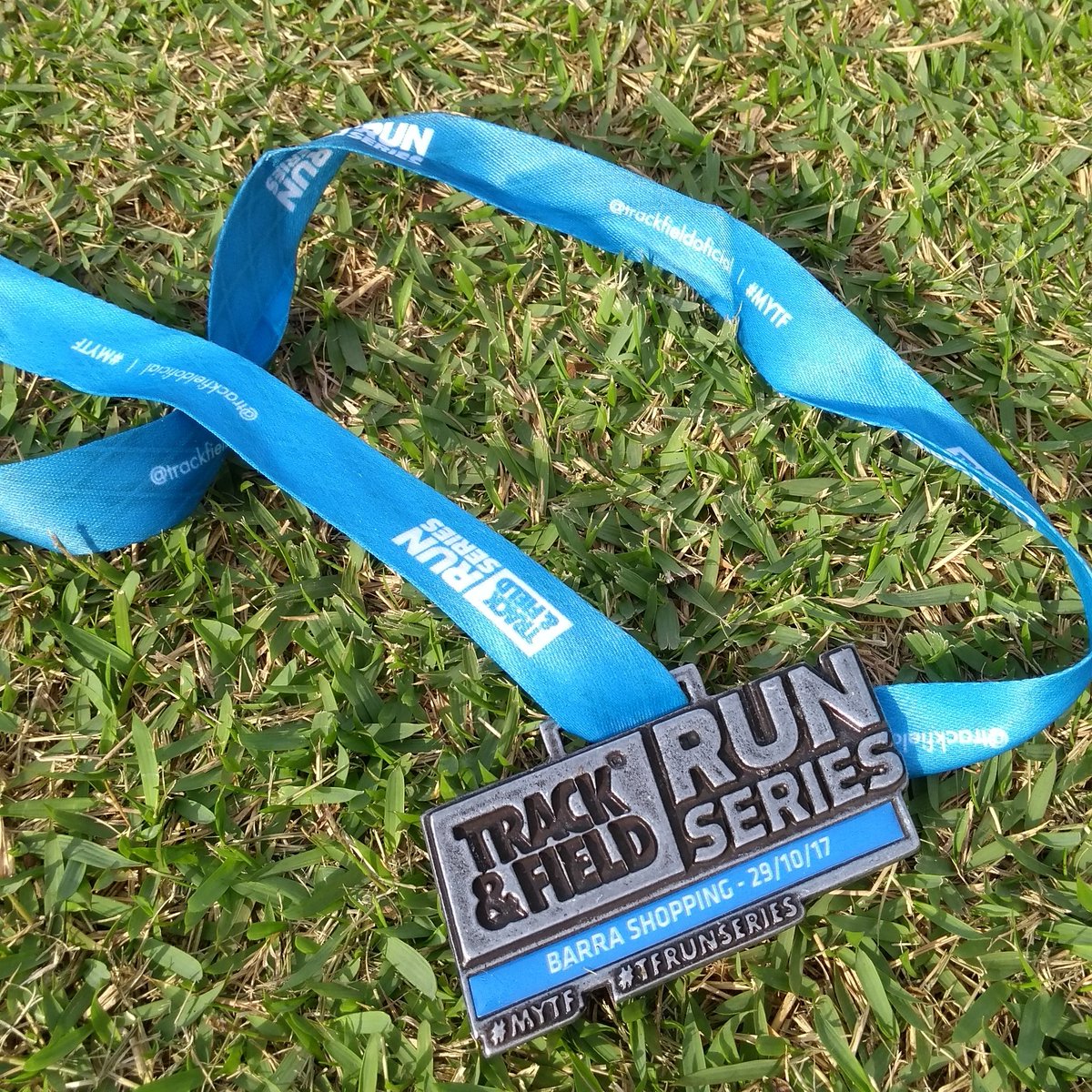 LMedeirosrocha7's tweet photo. #TrackFieldRunSeries https://t.co/onNOJwWeJV