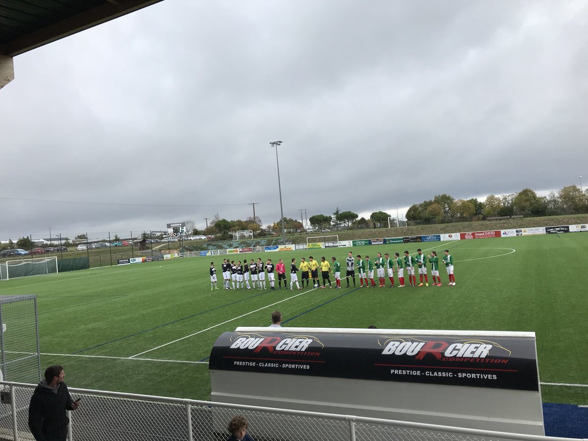 SAVIDANSTEVE's tweet photo. Dimanche c aussi et surtout le #football #amateur #bouchemaine vs #andard https://t.co/hYDSpo1WlR