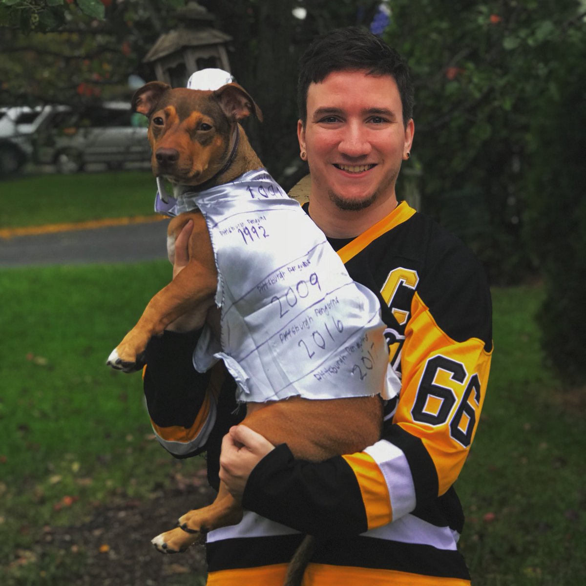 DaMash27's tweet image. Back to back Stanley Cup pup @penguins