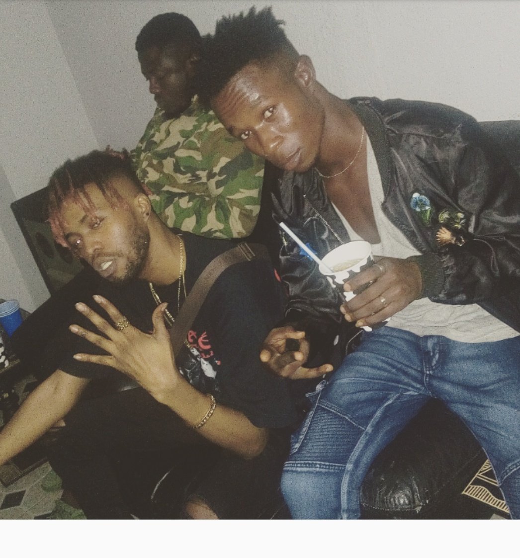 stepper_kullcat's tweet photo. #21stCenturyBadBoi 
With de King of TrapMusic #SquYb yestee @ SlimDrumz(TrapLord) Jukebox EP lunch.... 

#Bayie👹(came well) still loading... https://t.co/pchOzc4NOe