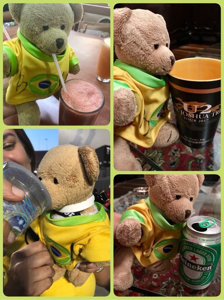 Joshuathebearu2's tweet photo. Joshua keeping himself hydrated in Brazil 🇧🇷 🍺🍹#u2 #U2TheJoshuaTree2017 
#followtheu2bear #joshuathebearu2 https://t.co/nuQWZexhMB