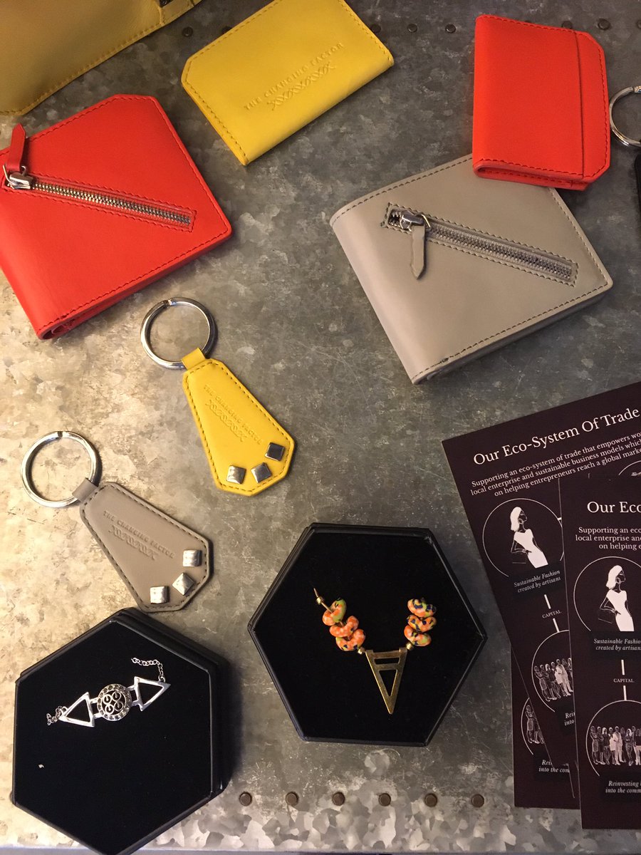 Last day of our #holidaypopup @coregyms. Come check it out! #slowfashion #holidaygifts