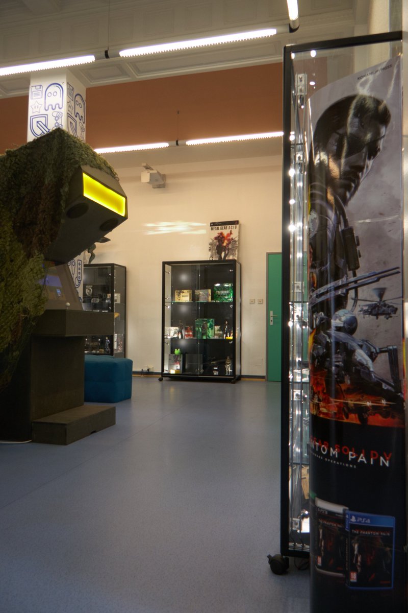 mg30th's tweet photo. Vous pouvez venir visiter l'exposition des 30 ans de #MetalGear encore aujourd'hui ! @HIDEO_KOJIMA_EN #MG30th #MGParty https://t.co/ngqy3uhIHe
