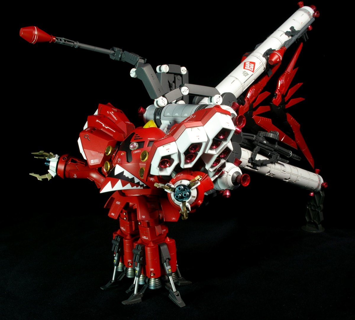 いべまに 超遠近法 来年の 千葉しぼり お題は ミキシング Gガンダム ヽ D ﾉｷﾀｺﾚｰ Gガンダム に出てきた機体という縛りではなくて Gガンダムのイメージを広げた機体に仕上げる でｏｋとのこと また来年 ミキシングビルド選手権 で