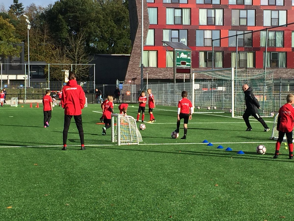 FCT074's tweet photo. Op de zondag morgen @twentevschool https://t.co/LXuY2XTVMf
