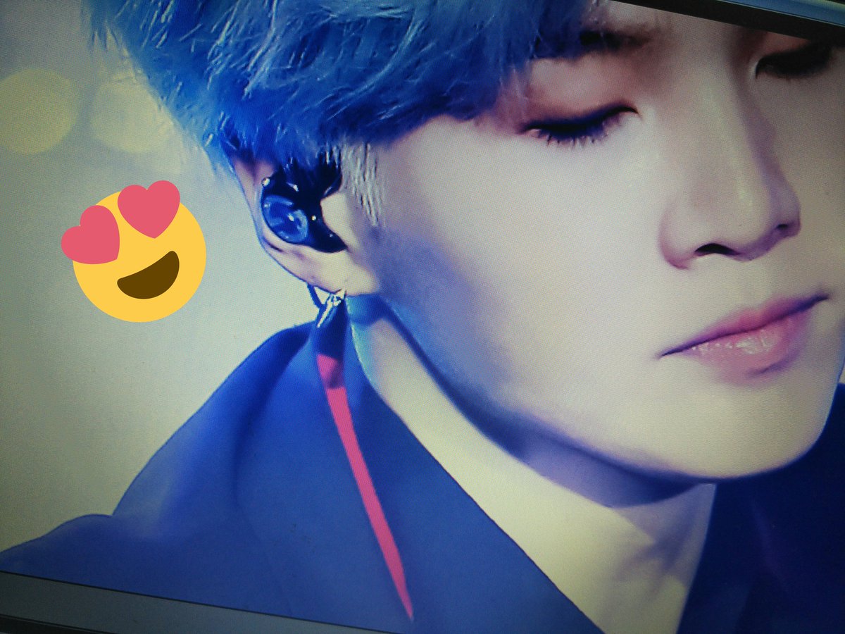MidsummerNDream's tweet photo. #SUGA #윤기 #슈가 
😭 https://t.co/7nJnu5vhL5