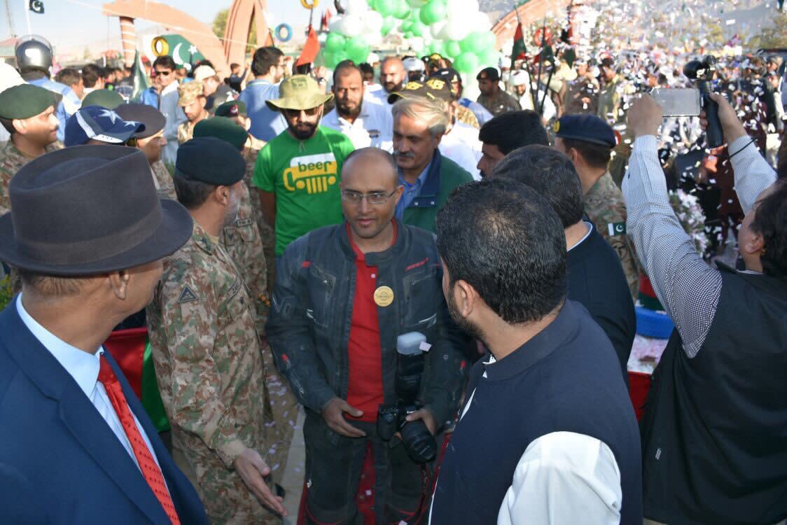 imfizzahkhan_'s tweet photo. #PakistanMotorRally reached Quetta
They have received a warm welcome from the people of #Quetta 
@PakMotorRally https://t.co/M8FZFszJRK