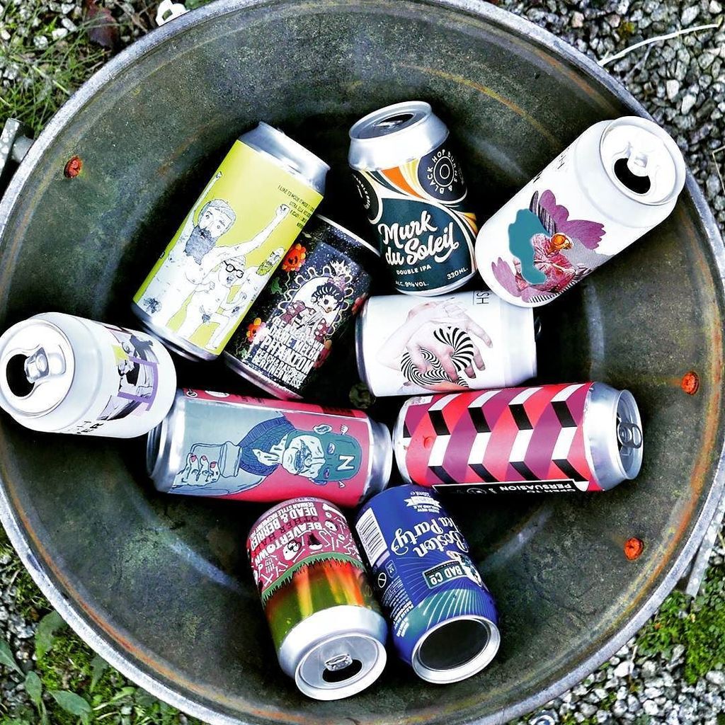 Gregor_J_'s tweet photo. #shameshot 1 the #canshot #ukcbf #glasgowbeers #cheersguys #drinkcraftnotcrap #beer #craftbeer #instabeer #craftwa… https://t.co/DWxYcc8z2B https://t.co/1FTE9rUwpE