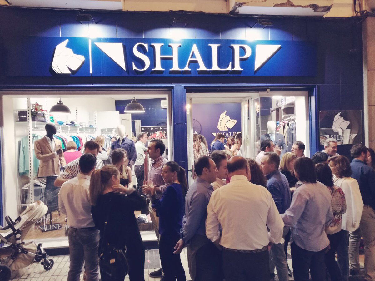 shalpmoda's tweet photo. Gran dĂa de presentaciĂłn de nuestra nueva tienda đ
C/ MĂ©ndez NĂșñez 7, Sevilla
https://t.co/S3HzBzmw0C
#moda #style #fashion #shalp https://t.co/Jk6QXNzmEb