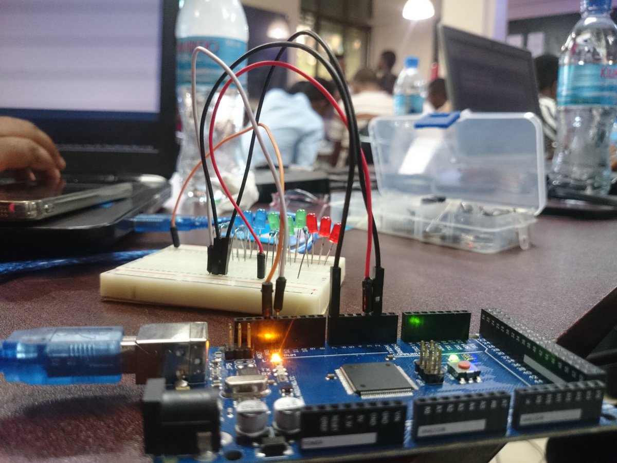 ediebax's tweet photo. #SHDDar Products on making based on different problems identified @bunihub @sciencehackday @rahabroadband #ScienceHackDay #Hacking https://t.co/flnveT2qQl