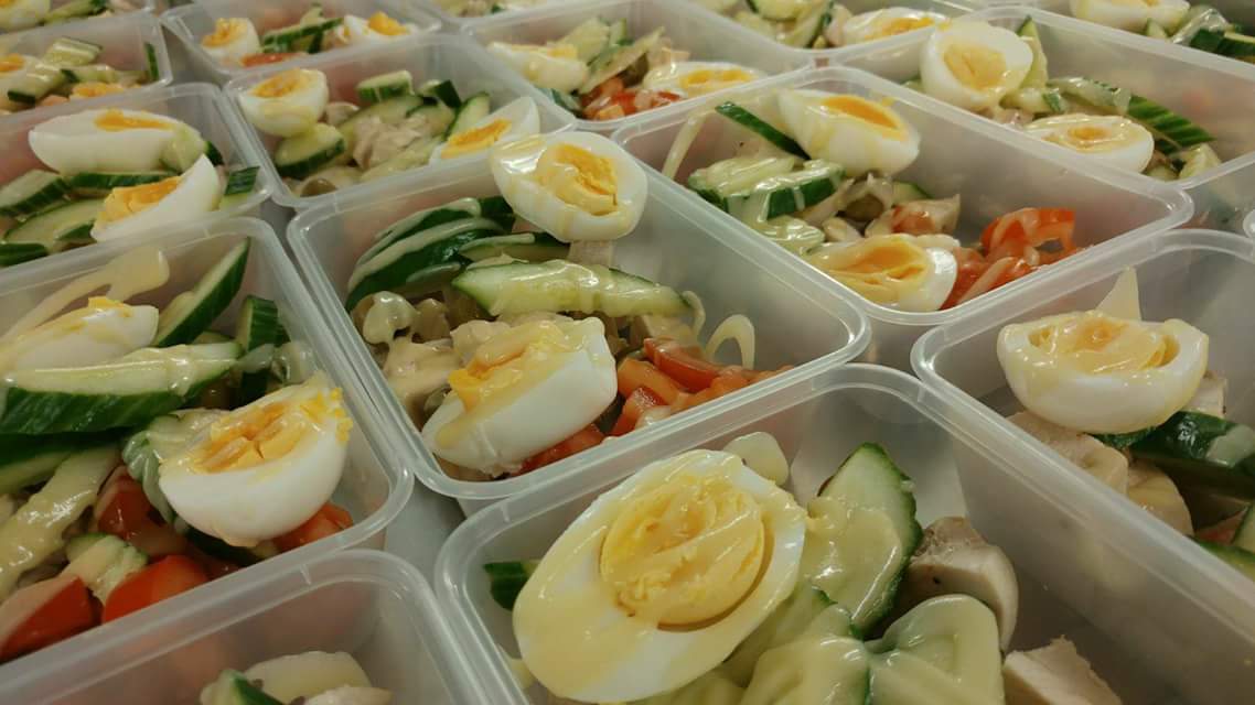 ThefeedmeCo's tweet photo. A sneak peek at tomorrow's nicoise salad to whet your appetite! 😍
There's still some time for orders, email Lara@feedmecompany.co.uk https://t.co/4K48fWUxVR