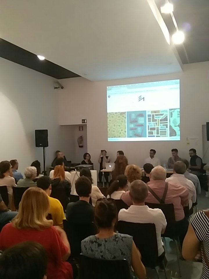 #Ezequielbarranco en la I Jornada de Diseñadores Andaluces 😁😁😁