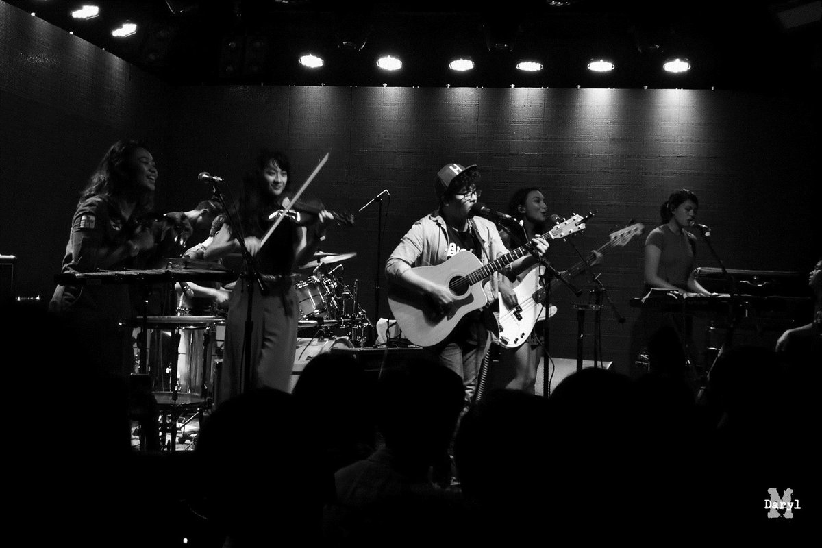 dairy_l's tweet photo. Pics from #GabbaFest2 🎶 https://t.co/qmN2e1Foty