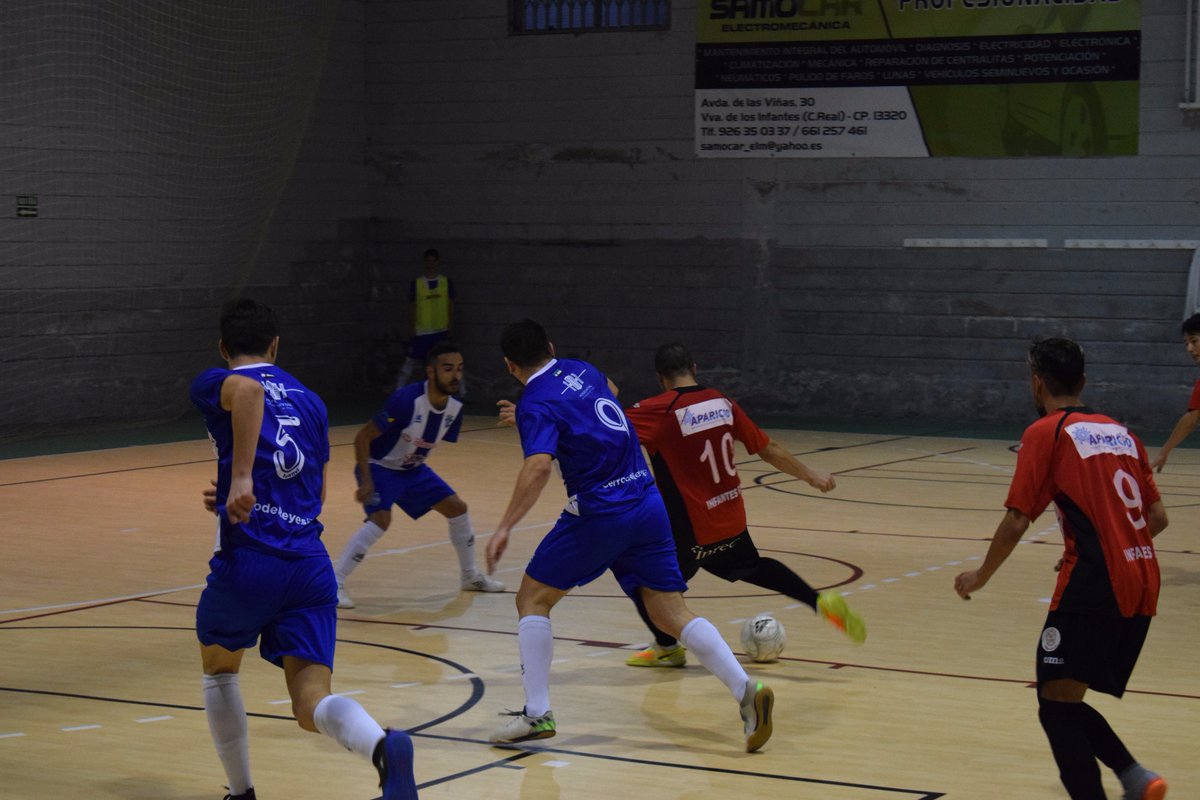 FSalaInfantes's tweet photo. JORNADA 8 #GV2B
@InfantesFS 3 - 6 @CerroReyesfs
Una gran segunda parte del líder, hace que los 3 puntos vuelen a tierras extremeñas. https://t.co/Ve95wV6Fie