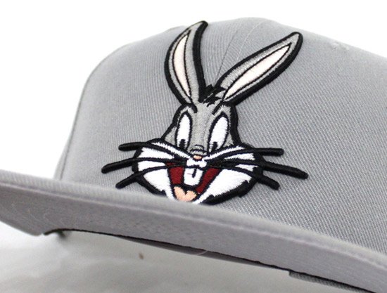 ECAPCITY's tweet photo. Bugs Bunny Disney Snapbacks

https://t.co/zYWZEXRHG9

#BugsBunny #Disney #NewEraCap #flyyourownflag #speakwithyourcap #capaddict #capoholic https://t.co/PIi6rX3gds