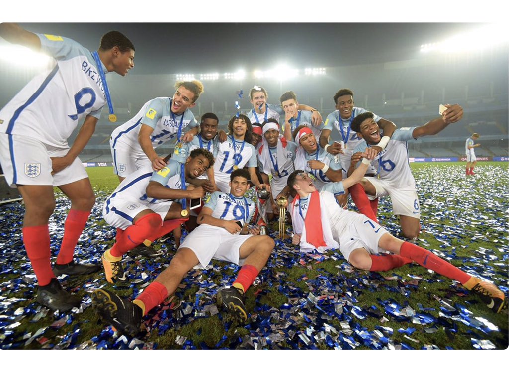 agomes_47's tweet photo. Too much talent in this team 🏆 !!#thebest @England https://t.co/GlnZlyEQrf