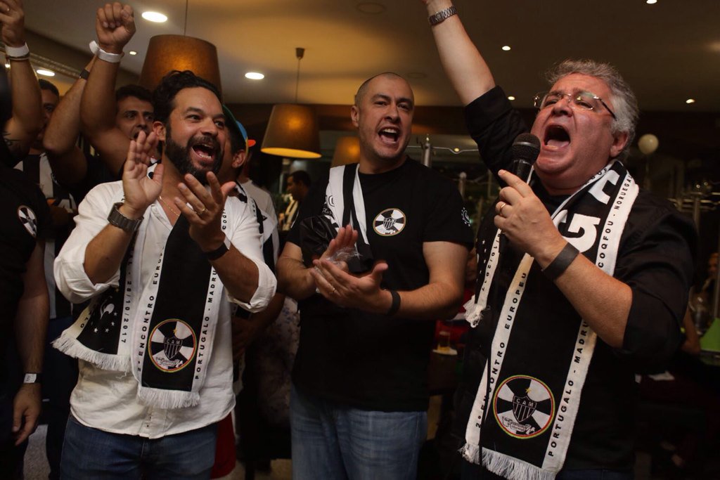 FredericoBarro3's tweet photo. Encontro consulados do Galo!. #Lisboa2017 #Galo https://t.co/MuhxzyxQr8