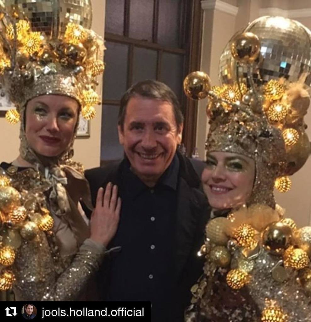 BigPlusLtd's tweet photo. @jentheroo wearing @sophpagehall glitterbells outfits entertaining with her latest squeeze @jools.holland.official https://t.co/yUj4yKtja7