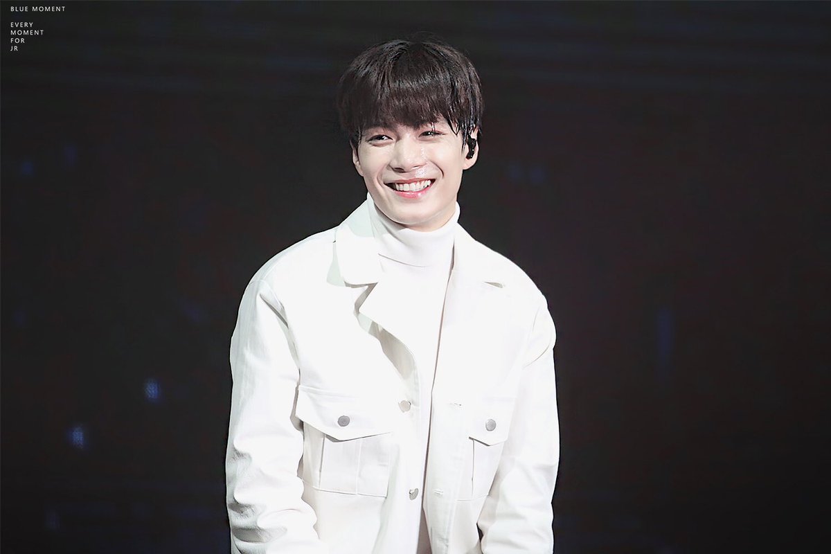 171029 대만 콘서트
#김종현 #종현 #JR #쩨알 #뉴이스트W #nuestW

종현아 우주는 매일매일 커지고 있데
우주만큼 사랑행🐢💙