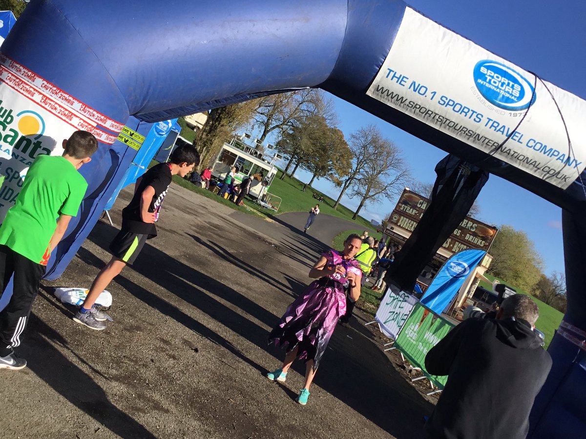 tamesideradio's tweet photo. Our first runners are arriving at the finish line @HalloweenFunRun https://t.co/RaJkGRhhXe