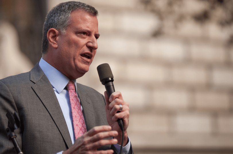 TrumpBusNews's tweet photo. Crooked de Blasio donor lived like the unofficial king of NYC | New York Post https://t.co/5Qcekaw0GA https://t.co/NnlEGFJbEc