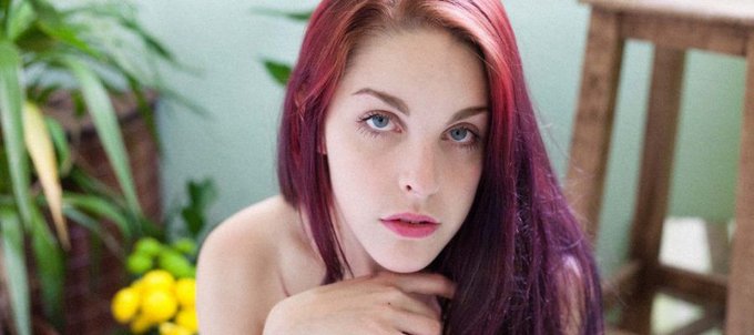 💡 Te voy a contar c&oacute;mo comenc&eacute; en el porno. V&iacute;a @TribusOcultas https://t.co/sFlSmVy3wc https://t.co/<a href="/tag/bluehair"class="tags"><span>#bluehair</span></a>