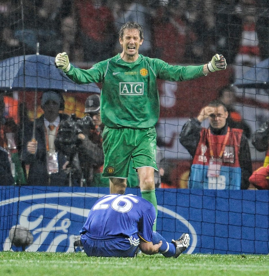 Happy 47th Birthday, Edwin van der Sar! 