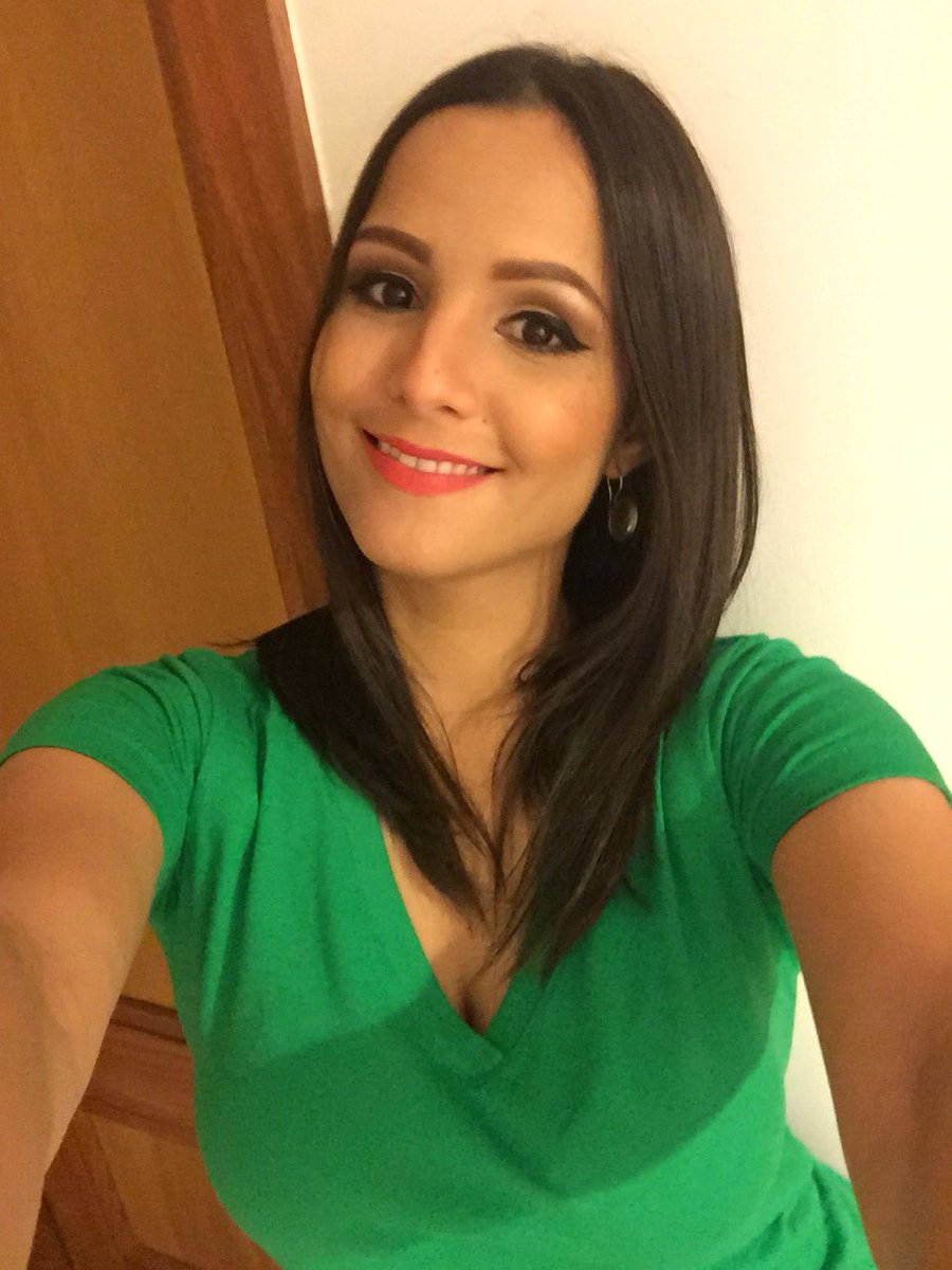 Diana Lora tweet media