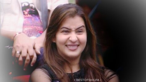 BestOfShilpa's tweet photo. Queen of expressions and charisma ✨

#ShilpaShinde #WeekendKaVaar #BB11 https://t.co/8GgB2DcGAB