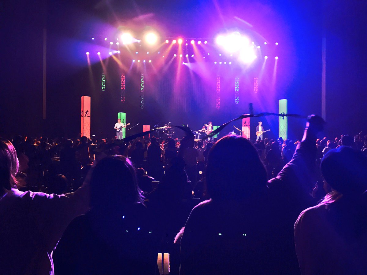 wacci_jp's tweet photo. 本日のかまた祭 KAMAROCK FESTIVAL 2017、wacciステージのダイジェスト映像が、明日の朝にオフィシャルLINEで配信予定！
それまでに、以下、LINEで友だちになっておいてね！
https://t.co/e4aMwZv8qy
ドラムのヨコヤンが編集中！ https://t.co/zd3Rvs3THo