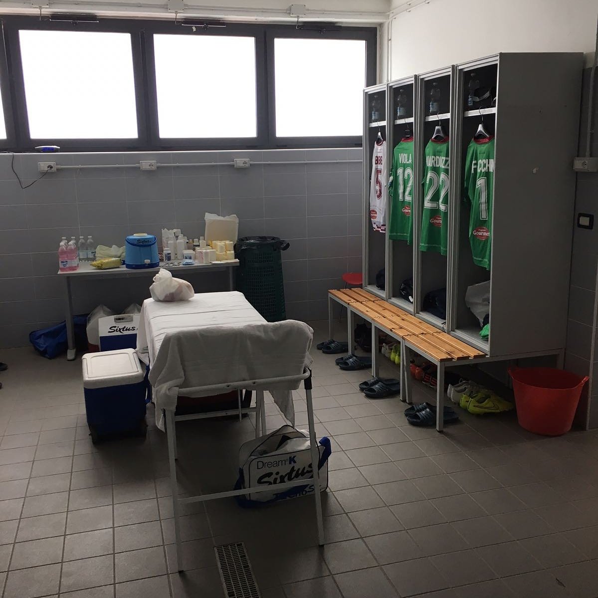 Reggiana1919_IT's tweet photo. #daicandom #cuoregranata #weareacr1919 #gubreg #gubbio #reggiana #calcio #seriec #forzaregia 
#GUBBIOREGGIANA https://t.co/C5d7Qe8KVa