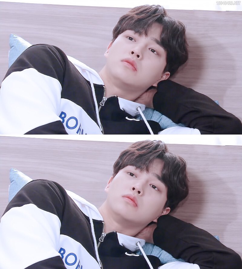 19940423net's tweet photo. 세상에서 우리 우주가 제일 잘생겼어 😘

#밥상차리는남자 #송강 #songkang https://t.co/RKirpQ1S0m